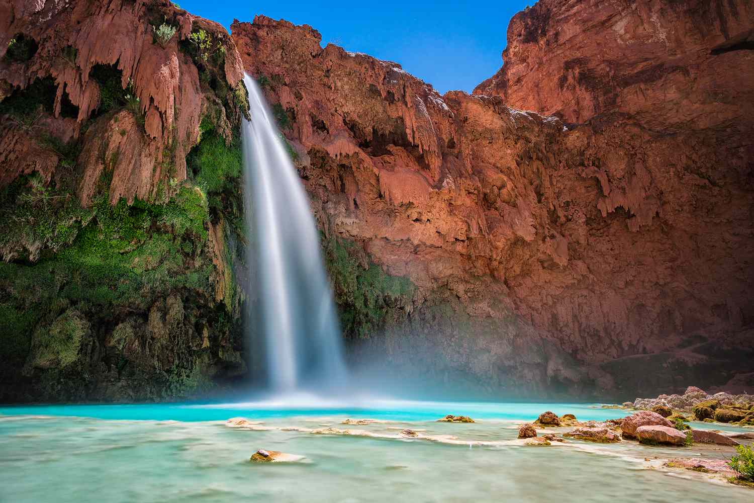 Captivating image of Havasu Falls, a breathtaking natural wonder nestled in the heart of the Grand Canyon